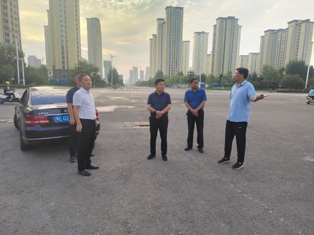 安阳城市管理局主要领导晨查环卫保洁提升工作