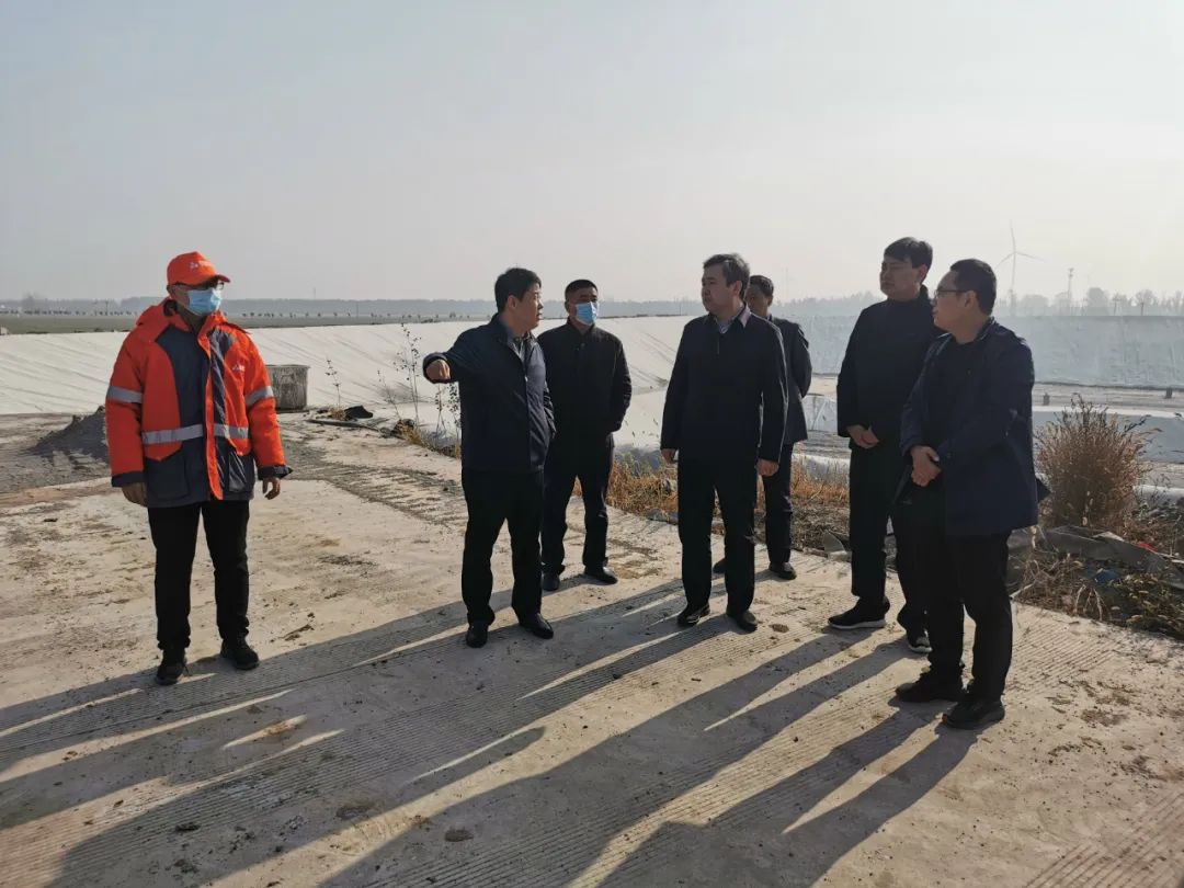 安阳城市管理局领导赴汤阴县调研结对帮扶村工作和生活垃圾处理工作